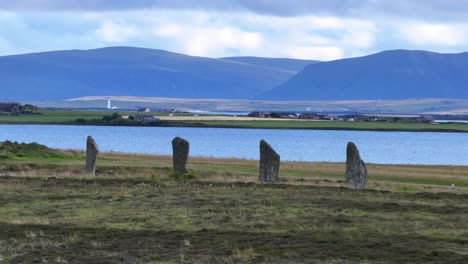 Ring-Of-Brodgar,-Schottland,-Großbritannien,-Standing-Rocks,-Prähistorisches-Wahrzeichen-Und-UNESCO-Weltkulturerbe