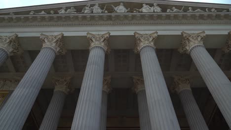 Colonnade-of-Austrian-Parliament-Facade