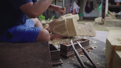 Man-Carves-Traditional-Balinese-Barong-Mask-In-Bali,-Indonesia---Close-Up