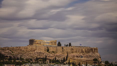 Ancient-Acropolis-of-Athens-with-flowing-clouds,-time-lapse-view