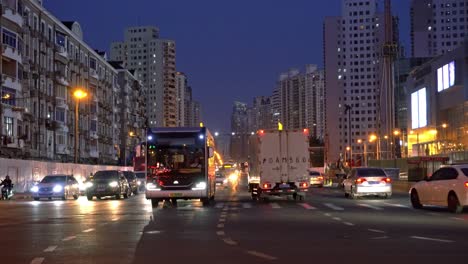 Cars-stopped-on-a-traffic-light-and-then-go