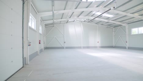 Newly-constructed-warehouse-awaits-utilization