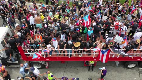 Größter-Protest-In-Puerto-Rico:-Menschen-Fordern-Den-Rücktritt-Von-Gouverneur-Ricky-Rosello