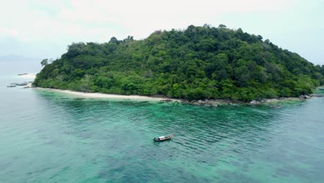 Small-Deserted-Island