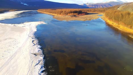 Eisdrift-Auf-Dem-Jakut-Fluss-Im-Frühling-Von-Einer-Drohne-Aus
