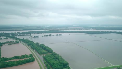 Historic-flooding-Arkansas-River-near-Pine-Bluff,-Jefferson-County