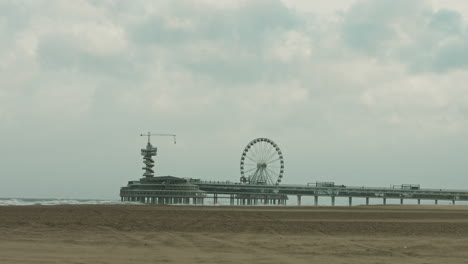 Stormy-weather-at-the-Scheveningen-beach-of-The-Hague-on-early-morning