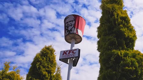 Kentucky-Fried-Chicken-Fastfood-Schild