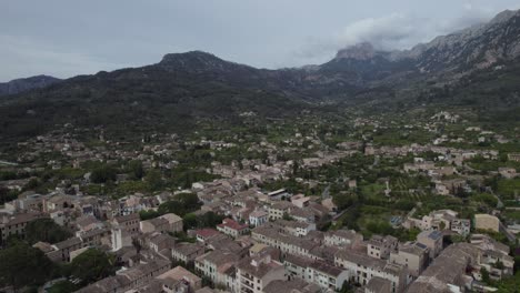 Mountains-And-Soller-Village-In-Mallorca,-Spain