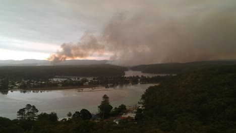 Drohnenspuren-Vom-Buschfeuer-Am-Burrill-Lake,-Australien-2019