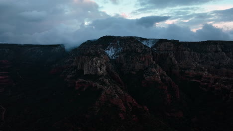 Espectacular-Escena-Del-Cañón-Oak-Creek-En-Sedona,-Arizona,-Estados-Unidos.