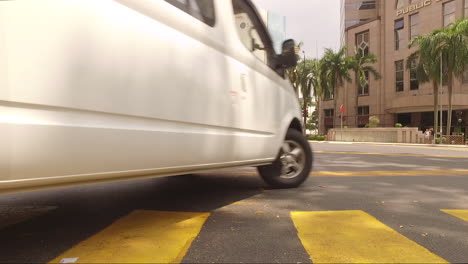 Verkehr-An-Einer-Kreuzung-In-Kuala-Lumpur