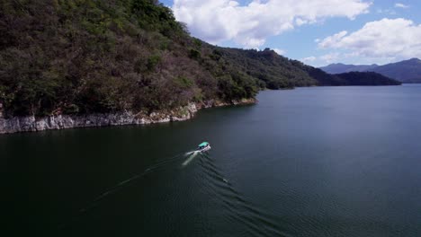 El-Cajon-Damm-Honduras-Touristenzentrum-Für-Ausländer