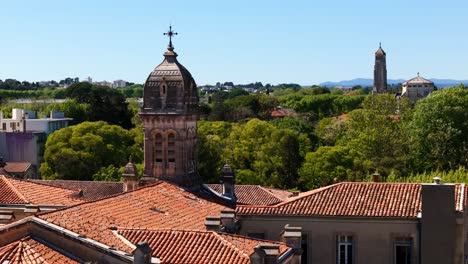 Aerial-establishing-shot-of-the-Montpellier-skyline-with-historic-churches