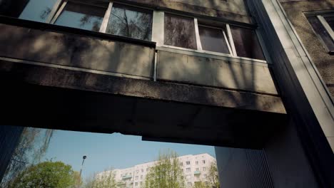 Soviet-apartment-building-architecture-underway-movement-forward-in-ghetto