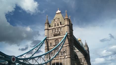 --Tower-Bridge-Con-Un-Día-Soleado---Londres---Reino-Unido---1920x1080