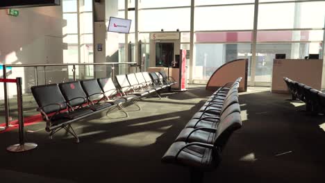 Empty-Sydney-Airport-Qantas-Domestic-Terminal-During-Corona-Virus-Covid-19-pandemic