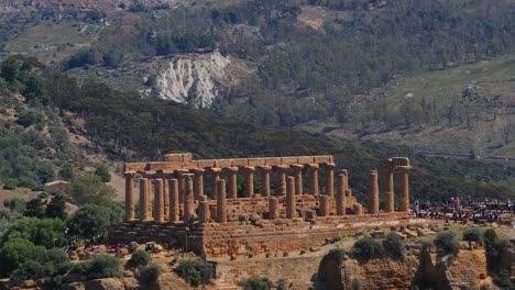 Filmische-Luftaufnahme-über-Dem-Tempel-Der-Hera,-Tal-Der-Tempel