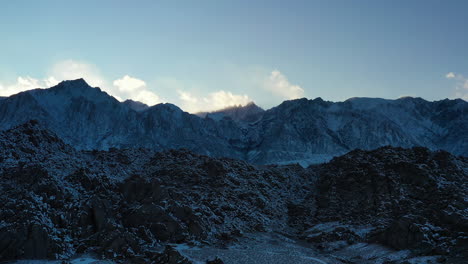 Rocky-Mountains-And-Hills-With-Snow-In-Sierra-Nevada-Range-In-Inyo-County,-California