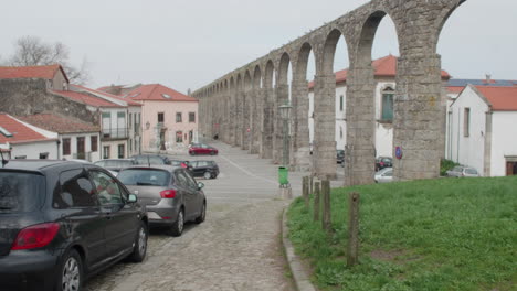 Foto-Panorámica-De-Un-Acueducto-Romano.