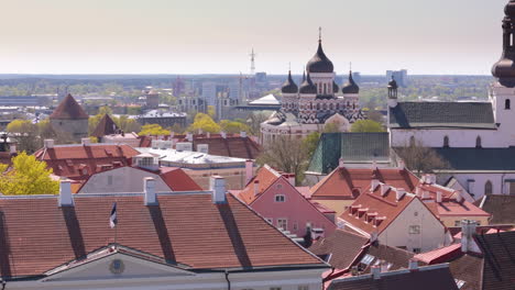 View-of-Alexander-Nevsky-Cathedral-in-historic-Old-Town-Tallinn,-aerial-trucking