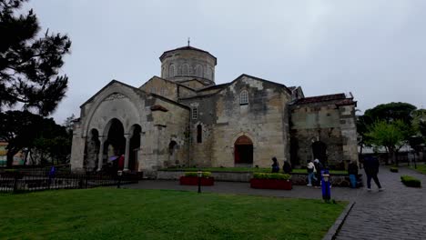 Trabzon,-Turkey:-Aya-Sofia-in-the-city-center,-showcasing-its-elegant-minarets-and-beautiful-architecture