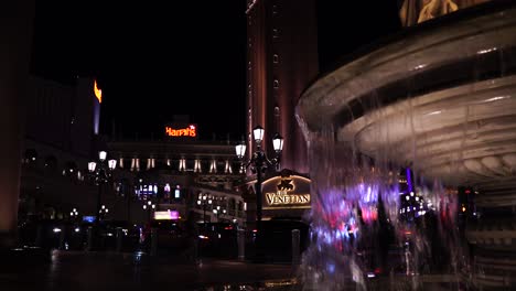 Las-Vegas-USA,-Fountain-in-Front-of-Venetian-Casino-Hotel-Resort-and-Night