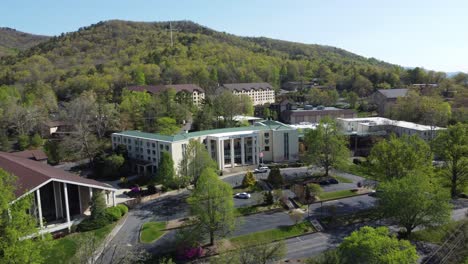 Ridge-Crest-Konferenzzentrum-In-Black-Mountain,-NC