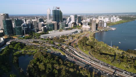 Traffic-At-Perth-City-With-A-View-Of-Swan-River-And-Skyline-In-Daytime-In-Western-Australia