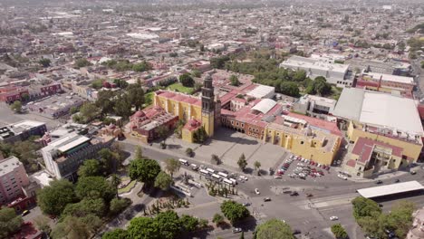 Dolly-in-Ex-Convento-San-Francisco-with-the-atrium-view