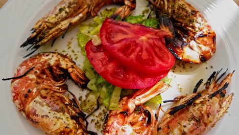 Close-up-shot-of-a-traditional-lobster-dish-served-at-a-seaside-restaurant-in-Greece-at-daytime