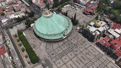 Basilica-of-Our-Lady-of-Guadalupe-Shrine,-located-north-of-Mexico-City