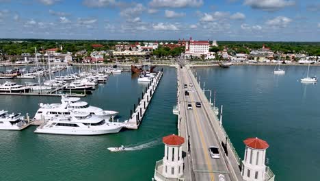 Brücke-Und-Marina-Antenne-In-St.-Augustine,-Florida