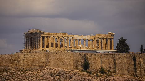 Acropolis-of-Athens,-Greece---overcast-sky-cloudscape-time-lapse