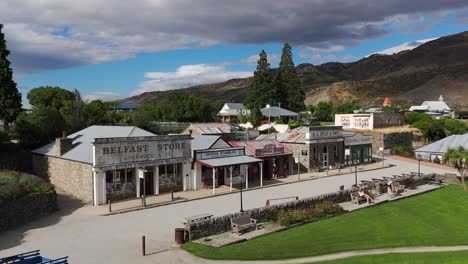 Historic-Belfast-Store-on-Road-in-old-town-of-Cromwell,-New-Zealand