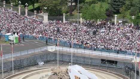 Thousands-of-Real-Madrid-fans-gathered-at-Cibeles-Square-to-celebrate-the-36th-Spanish-soccer-league-title,-La-Liga-championship,-in-Madrid,-Spain