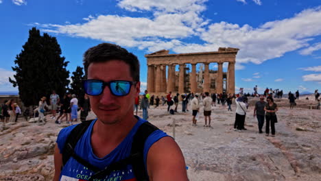 Tourist-Vlogging-Vlog-Akropolis-Parthenon-In-Athen-Griechenland-Touristenattraktion-Filmen