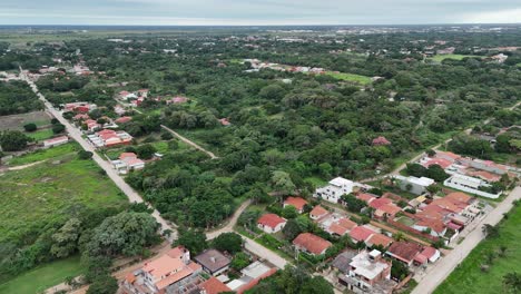 Más-Allá-Del-Horizonte:-Flotando-Sobre-El-Esplendor-Del-Campo.