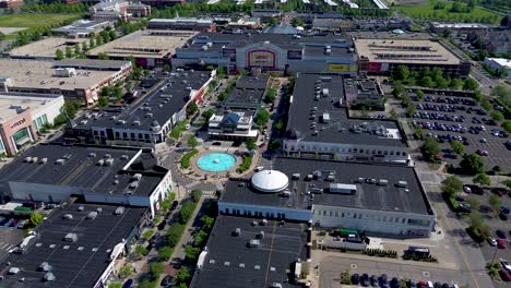 Einkaufszentrum-Easton-Town-Center-In-Columbus,-Ohio