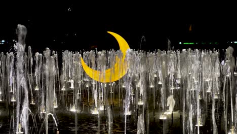 Lichtinstallation-„Mondnacht“-Im-Brunnen-Vor-Dem-Nationaltheater-„Ivan-Vazov“