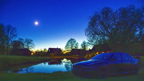 BMW-M5-E39-Mit-Nordlichtern-Und-Monduntergang-Im-Nächtlichen-Zeitraffer