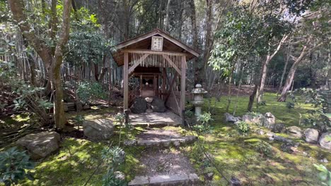 Kaifuku-Inari-Daimyojin-Shrine-At-Jizo-in-Temple-In-Kyoto,-Japan