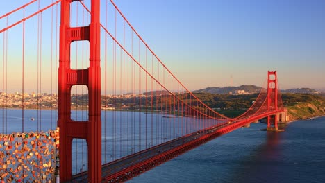 Golden-Gate-Bridge-from-Battery-Spencer-Viewpoint-Overlooking-the-Bay-During-Sunset-in-San-Francisco,-California,-USA