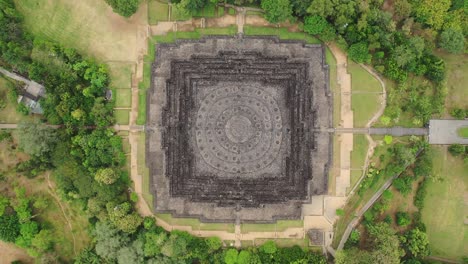 Aerial-view-of-Borobudur-temple,-Central-Java,-Indonesia