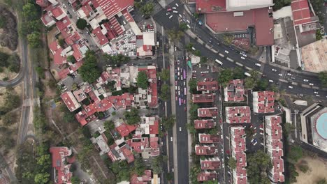 Vistas-Aéreas-De-Calles-Con-Tráfico-Ligero-En-La-Ciudad-De-México