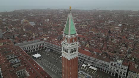 Venice-Italy-downtown-aerial-over-top-of-tower-on-foggy-day