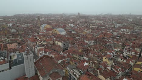 Venice-Italy-downtown-densely-populated-city-aerial-on-foggy-day