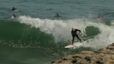 A-good-surfer-rides-a-wave-at-Steamer-Lane-in-Santa-Cruz,-CA