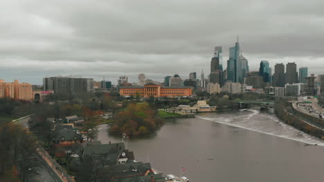 Aerial-view-of-Philadelphia-skyline,-USA