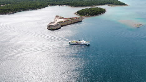 Cruise-Ship-Passing-Near-St